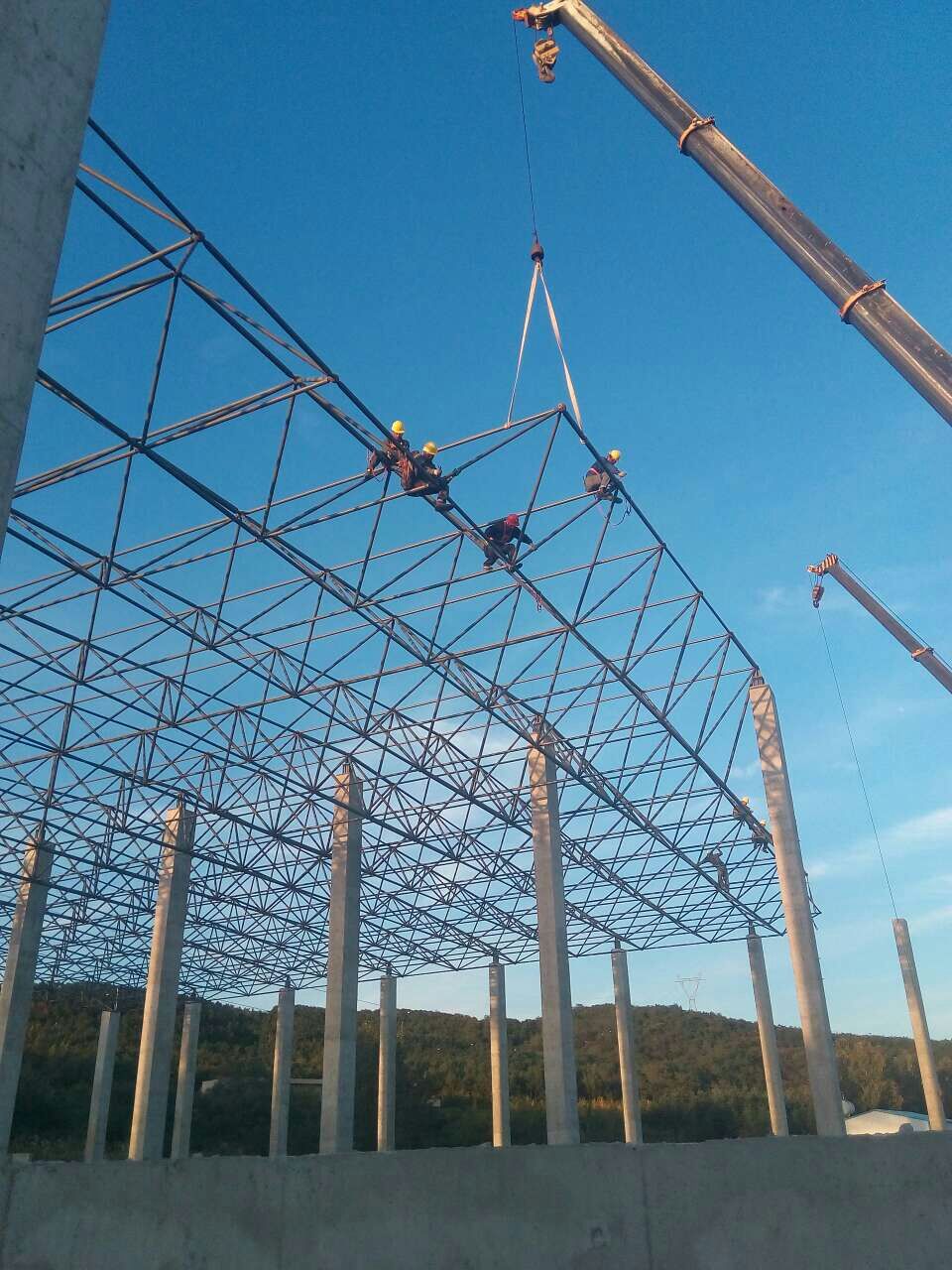 重庆汪清物流园网架